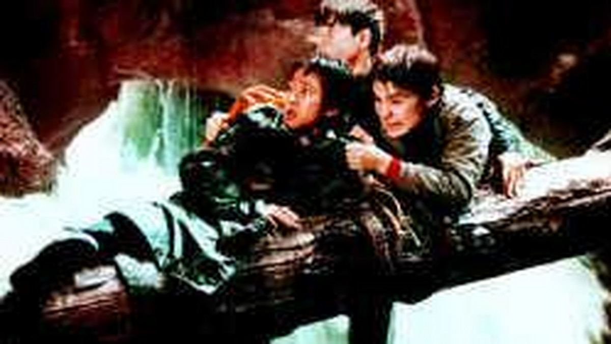 Reżyser Chris Columbus przyznał, iż realizacja kontynuacji filmu przygodowego "The Goonies" jest nadal możliwa.