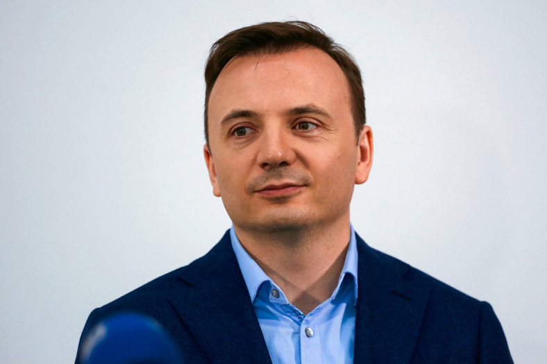 Łukasz Gibała jest miejskim radnym i liderem stowarzyszenia "Kraków dla mieszkańców"