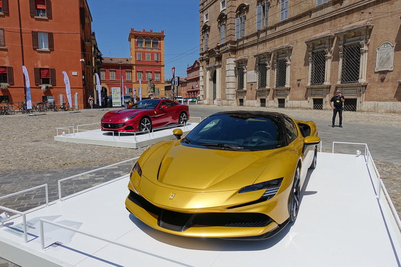 Ferrari SF90 Spider