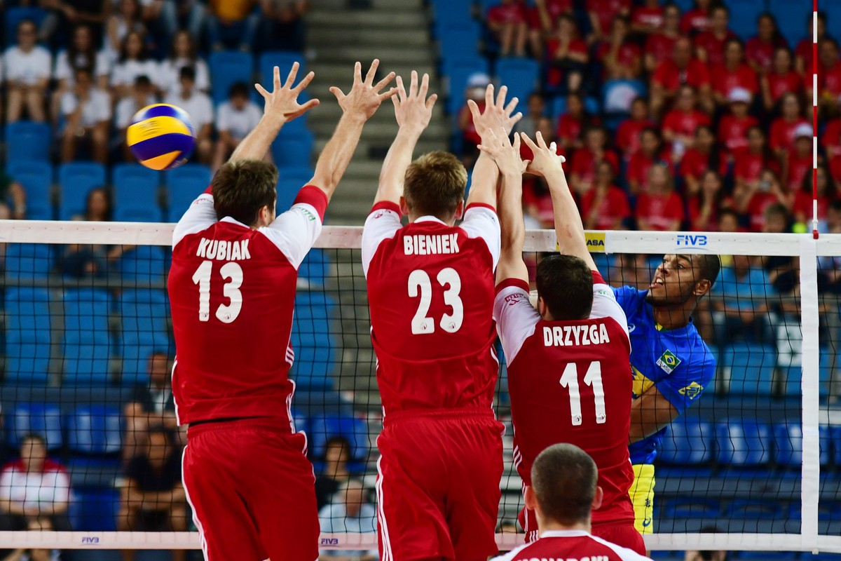 Liga Światowa: Wspaniały początek polskich siatkarzy. Pokonali mistrzów olimpijskich