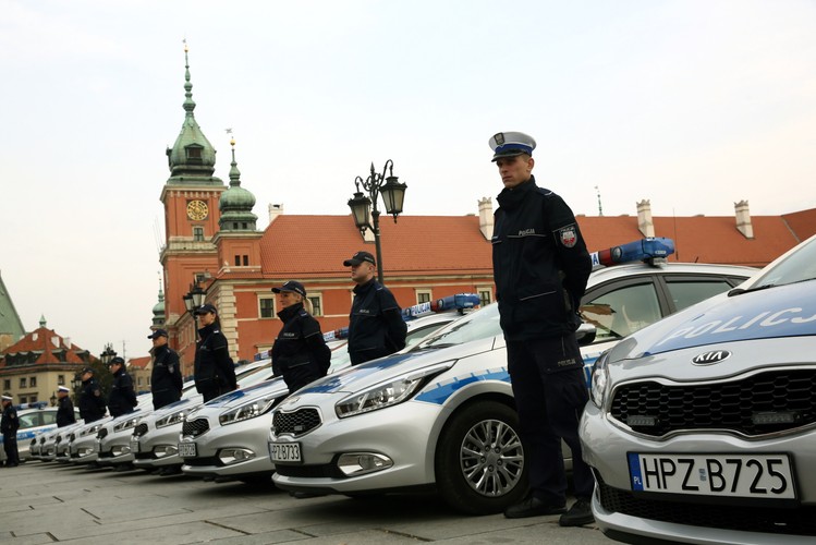 Nowe radiowozy dla policji