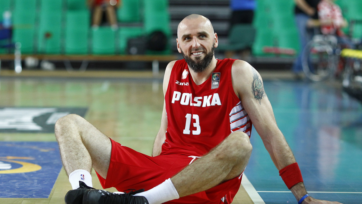 To może być ostatni turniej Marcina Gortata w reprezentacji Polski. Nasz jedynak z ligi NBA w środę wraz z całą drużyną wyleciał do Francji na mistrzostwa Europy 2015. Wcześniej na konferencji prasowej Gortat opowiedział m.in. o swojej roli w drużynie Mike’a Taylora i oczekiwaniach przed turniejem.