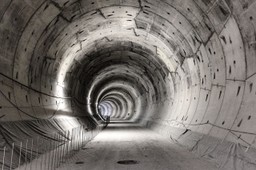 kolejarze wyrzucają wykonawcę budowy tunelu w łodzi. inwestycji nie ud