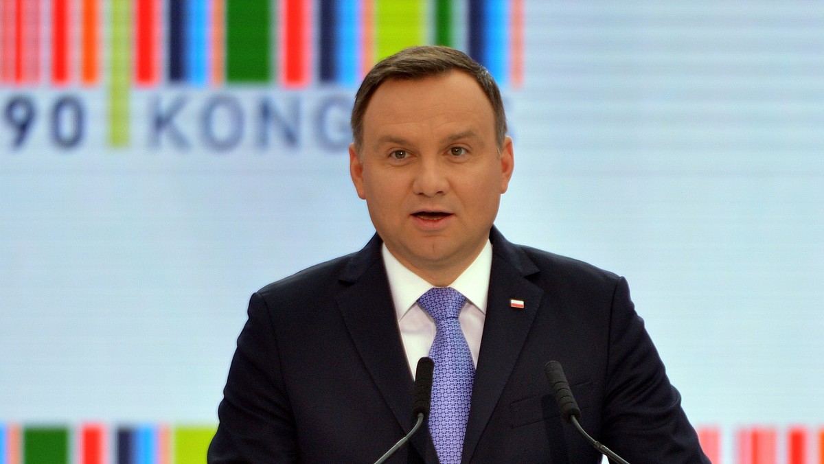 Nominacje generalskie zostały uzgodnione z Ministerstwem Obrony Narodowej - powiedział w czwartek prezydent Andrzej Duda. Wyraził nadzieję, że nominacje będą z pożytkiem dla polskiego wojska i że żołnierze będą zadowoleni ze swoich dowódców.