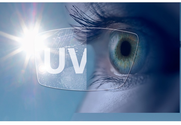 <b>Essilor (Francja, pozycja na świecie: 28)</b><br>Essilor projektuje i wytwarza soczewki okularowe. <br>Jednocześnie firma robi sporo dobrego dla okularników. Na przykład w Indiach Essilor oferuje soczewki okularowe, które kosztują mniej niż 5 dolarów, zaś w USA koncern wyposażył w okulary 9 tys. dzieci z ubogich rodzin.