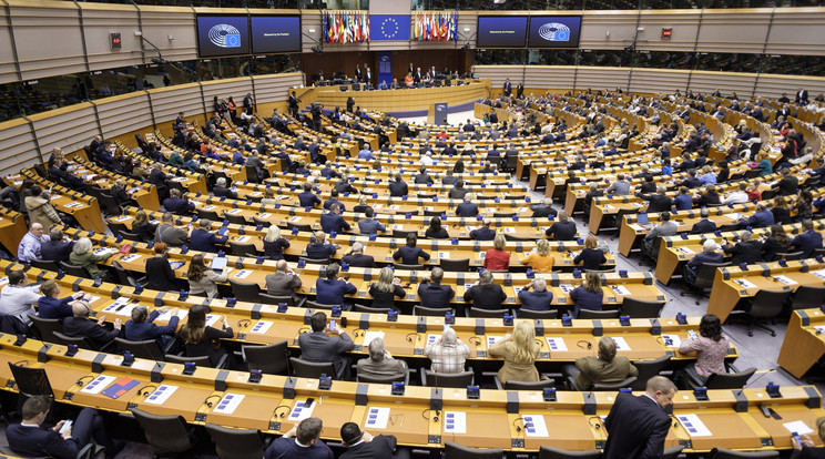 Az Európai Parlament nem tartja elégségesnek a magyar kormány korrupcióellenes intézkedéseit és befagyasztaná a 3000 milliár forint összeértékű támogatást / Fotó: GettyImages