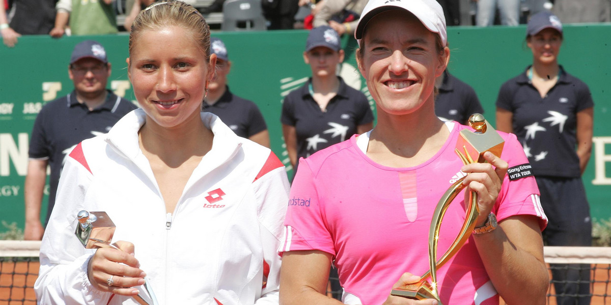 Justine Henin (z prawej) jako jedyna wygrała turniej w Warszawie dwa razy,