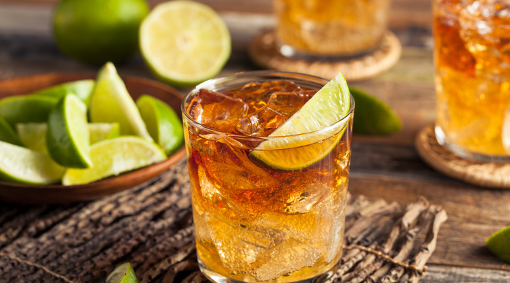 A régen a kalózok által kedvelt rum ma számos koktél alapja / Fotó: Shutterstock  