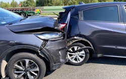 Obywatel Rumunii cofał na autostradzie, uszkodził inne auto i... z zębami rzucił się na ludzi