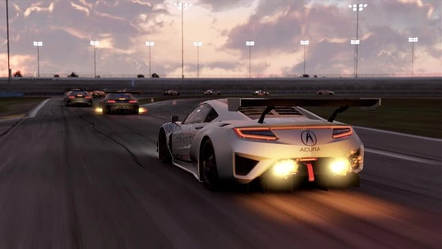 Co ciekawe, na Project CARS 2 również zbierano pieniądze.