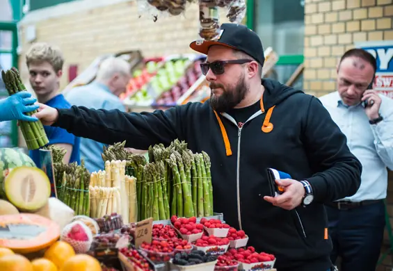 Jak nie zgubić się na Hali Mirowskiej? Polecamy najlepsze miejsca wraz z Marcinem aka Jaja w kuchni