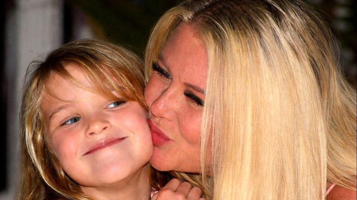 Viktoriji socijalna služba oduzela decu zbog "malog tretmana"