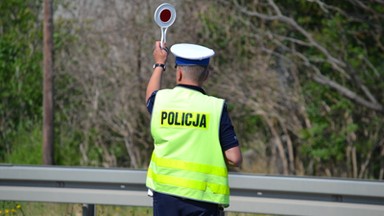 Wypadek z udziałem autokaru koło Nysy. Podróżowało nim 50 osób