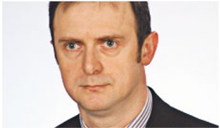 Czy upływ okresu zasiłkowego uprawnia do natychmiastowego zwolnienia pracownika