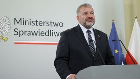 Nowy sondaż bez litości dla PiS-u. Polacy oczekują czystek i reform w sądach