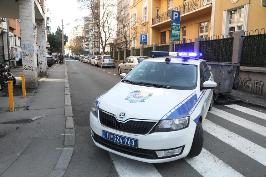 Pucnjava na Vračaru