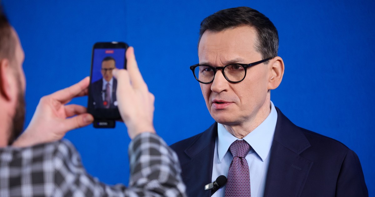 Ludzie Pinokia latają do Waszyngtonu w poszukiwaniu pieniędzy. Kulisy sporu o kandydata Patola i Socjal na premiera