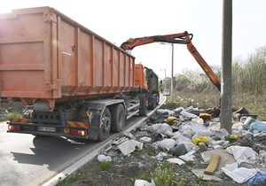 Čišćenje deponije u Malom Mokrom Lugu
