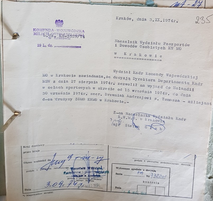 Marian Banas Byly Milicjant I Tajemnice Przedwojennego Stowarzyszenia W Tle Konflikt O Nieruchomosci I Wielkie Pieniadze Wiadomosci