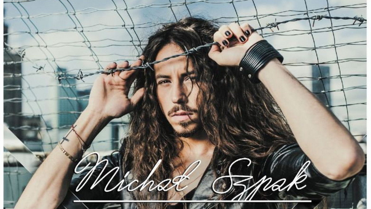 Dzisiaj, 13 listopada, do sprzedaży trafiła nowa płyta Michała Szpaka zatytułowany "Byle być sobą". Jest to pierwszy długogrający album piosenkarza.