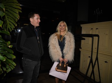 Ljubavnica bežala kroz protivpožarni izlaz! Besna supruga jurila našu PEVAČICU po klubu, a SADA I NJU MUŽ PREVARIO