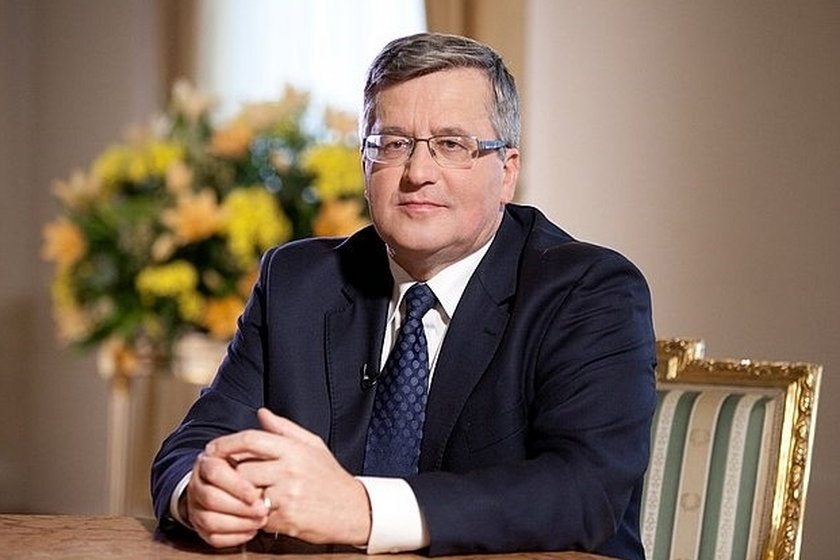 Prezydent krytykuje prokuraturę za Smoleńsk