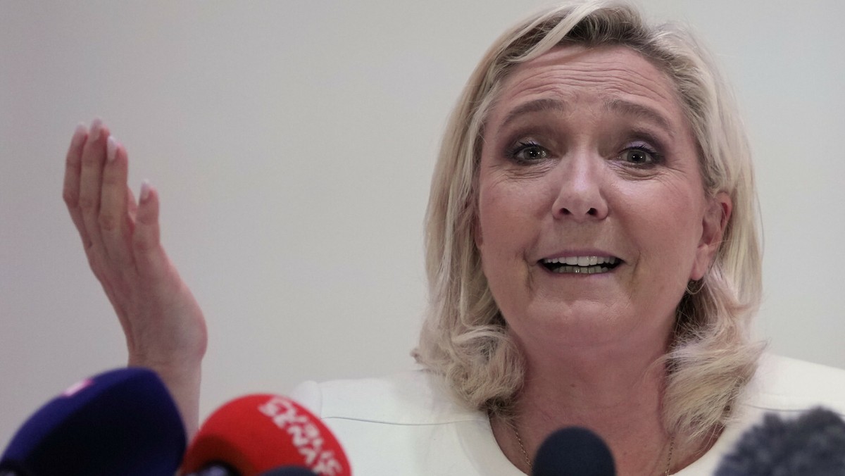 Kandydatka francuskiej skrajnej prawicy na prezydenta Marine Le Pen powiedziała, że po zakończeniu wojny rosyjsko-ukraińskiej chciałaby, aby NATO nawiązało „bliższe relacje z Rosją.