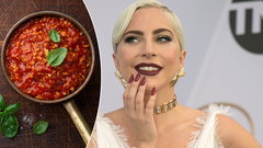 Lady Gaga przygotowuje pyszny sos bolognese. Dodaje do niego sekretny składniki 