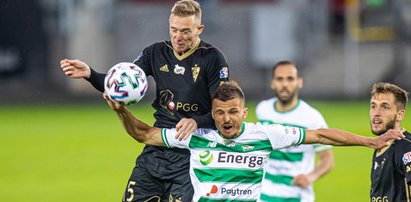 Lechia wróciła z dalekiej podróży. Dwa gole rezerwowego dały punkt w Zabrzu