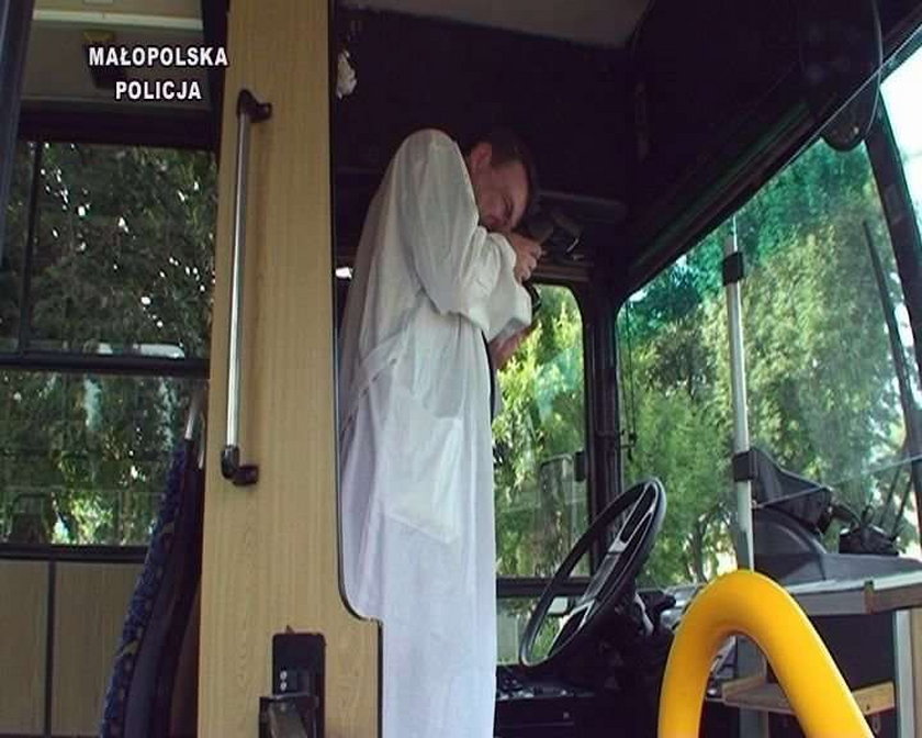 Dlaczego kierowca autobusu zabił studentkę