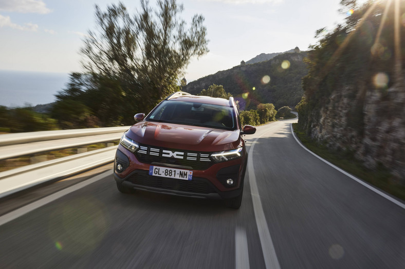 Dacia Jogger - udane połączenie kilku samochodów