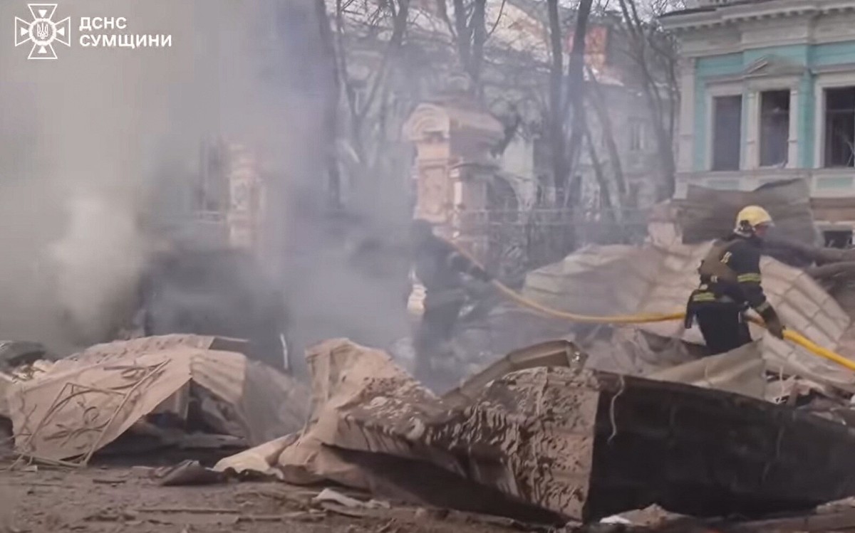 Rosyjski atak na Sumy. Zginęli cywile, wśród ofiar dzieci