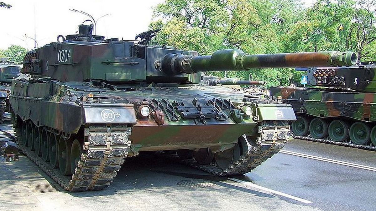 Niemieckie media ujawniły, że czołgi leopard będą nieskuteczne w starciu z najnowszymi czołgami rosyjskimi. Szkopuł w tym, że leopardy to podstawowa siła uderzeniowa polskiej armii.