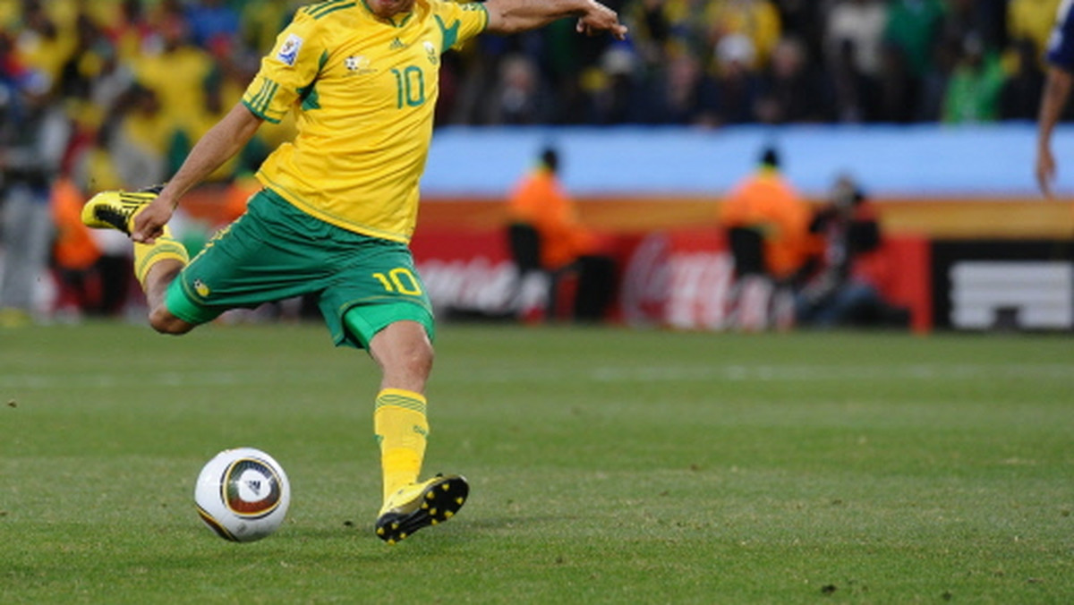 Mecze towarzyskie piłkarzy Republiki Południowej Afryki przed mundialem, który odbył się w tym kraju w 2010 roku, były przedmiotem nieuczciwych zakładów bukmacherskich - wynika z raportu FIFA, którego fragmenty ogłosiła w sobotę federacja RPA.