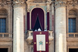 Kiedy papież pojawi się na balkonie? O której godzinie można się spodziewać nowego papieża 2025?