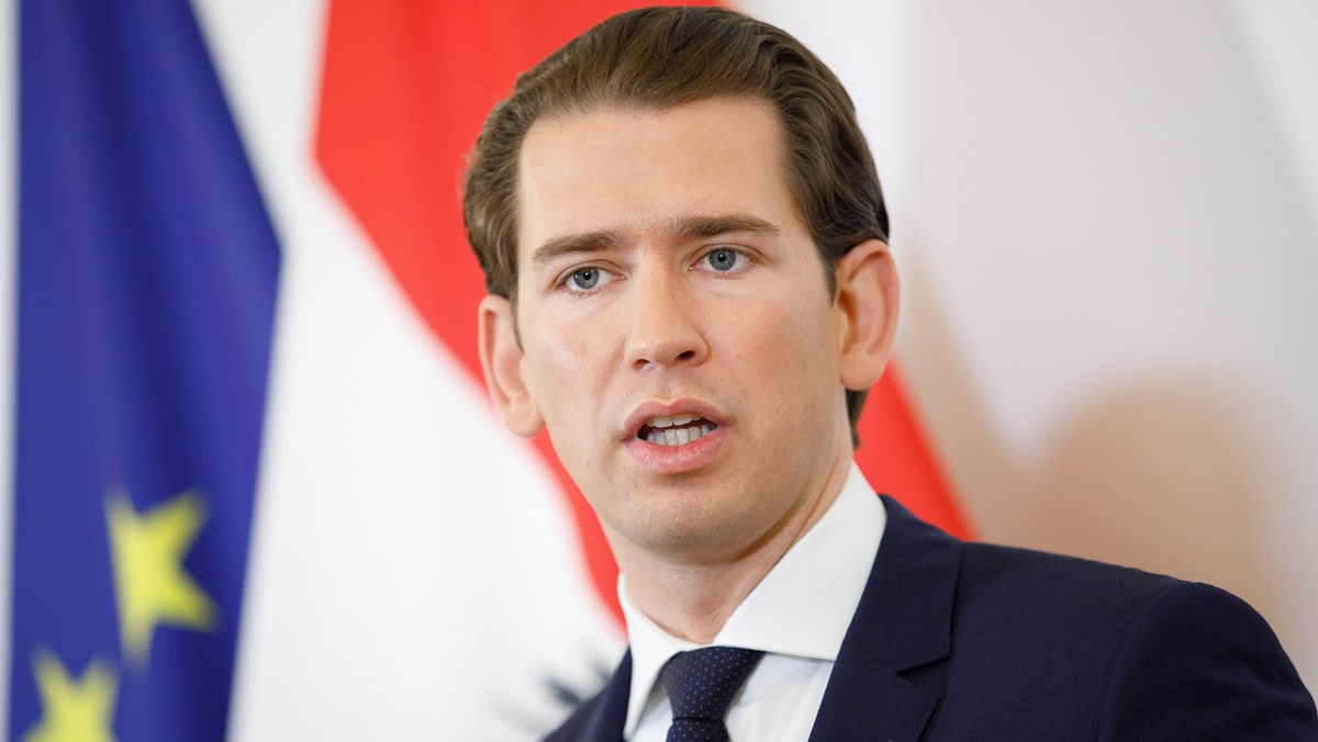 Kanclerz Austrii Sebastian Kurz zapowiedział przeprowadzenie przedterminowych wyborów parlamentarnych tak szybko jak to możliwe. To efekt opublikowanego nagrania, na którym jego zastępca Heinz-Christian Strache oferował państwowe kontrakty rzekomej inwestorce z Rosji.