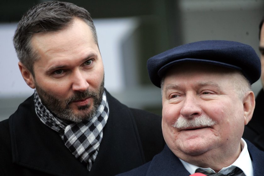 Osamotniony Lech Wałęsa