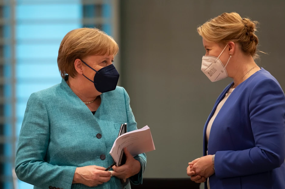 Angela Merkel i Franciska Gifaj