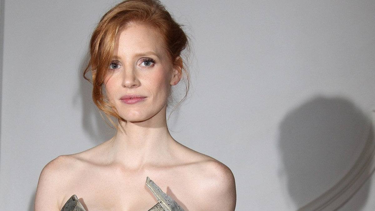 Jessica Chastain zagra księżną Dianę w filmie "Caught in Flight". Fabuła obrazu skoncentruje się na potajemnym romansie księżnej z kardiologiem Hasnatem Khanem, który ponoć był miłością jej życia.