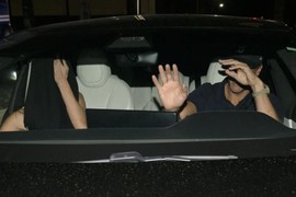 NAJLEPŠI PAR NA SVETU PONOVO ZAJEDNO: Uhvaćeni na putovanju, ne mogu da zaborave jedno drugo