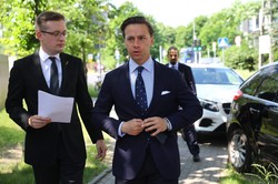 Bosak pomoże Dudzie. SONDAŻ o przepływach głosów w II turze wyborów