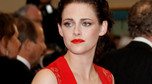 Kristen Stewart eksponuje biust na czerwonym dywanie w Cannes