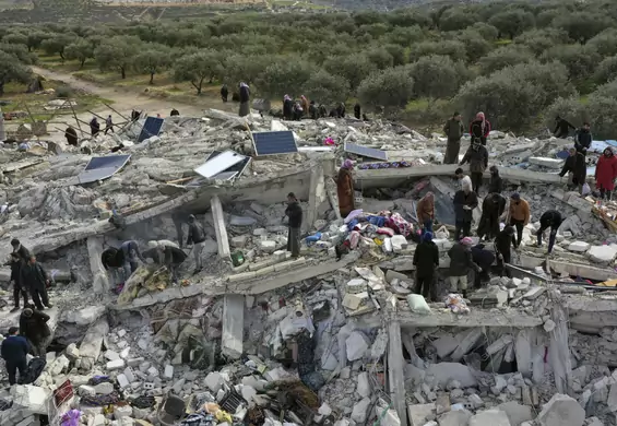 Tysiące ofiar trzęsienia ziemi w Turcji i Syrii. "Miasto wygląda jak strefa wojny"