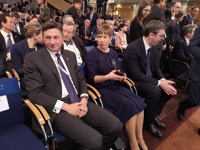 Vučić na konferenciji