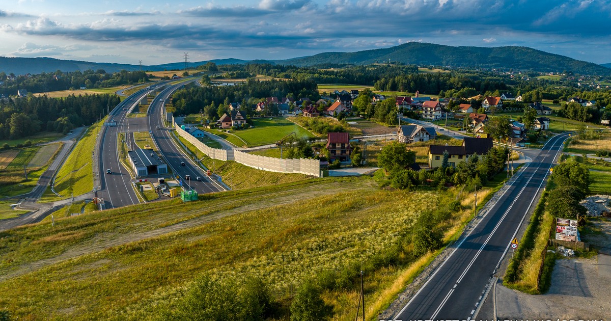  Tunel na zakopiance skrócił czas przejazdu o 20 minut. Kosztował prawie miliard złotych