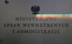 Podejrzane przesyłki w ukraińskich placówkach. Komunikat MSWiA