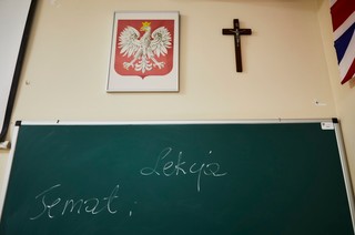 Nowa siatka wynagrodzeń nauczycieli w 2025. Opublikowano projekt rozporządzenia