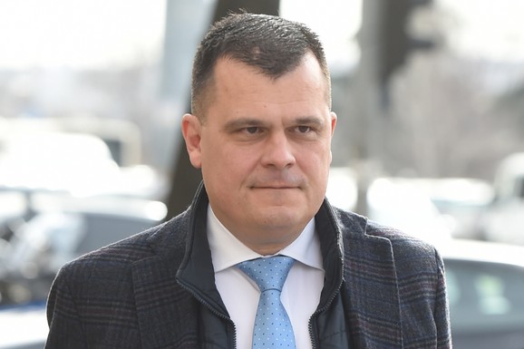 "ULAZAK POLICIJE U REKTORAT LEGALAN" Advokat rektora Đokića: "Imali su naredbu suda"