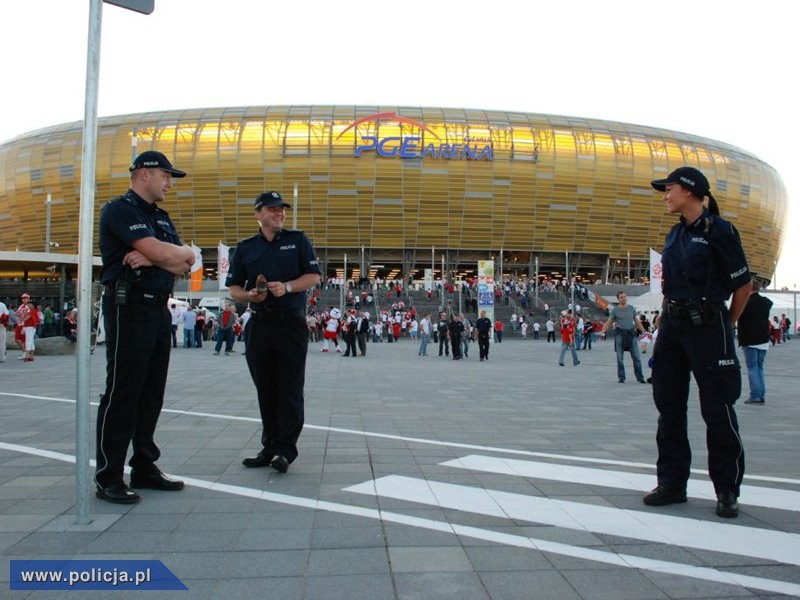 Policjanci podczas meczu Polska-Niemcy