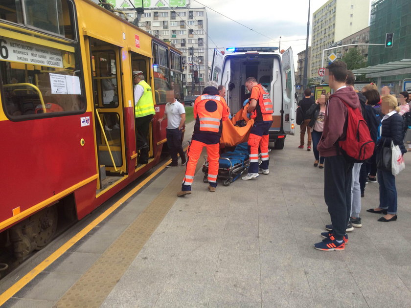 Zasłabnięcie w tramwaju